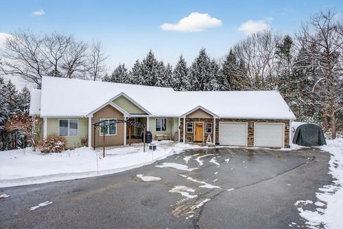 77 Holmes Road, Winthrop, ME, 04364 | Card Image