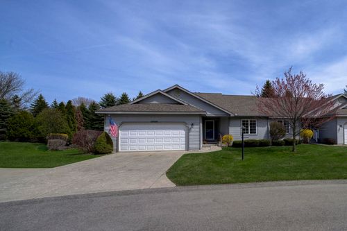 12052 S Elk Run, Traverse City, MI, 49684-7720 | Card Image