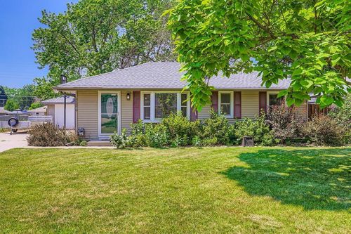 11570 Juniper St Nw, Coon Rapids, MN, 55448-2323 | Card Image