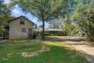 4176 N Fm 2274, Home with 4 bedrooms, 3 bathrooms and null parking in Jacksonville TX | Image 3