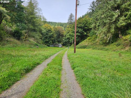 7634 Lower Smith River Rd, Reedsport, OR, 97467-8710 | Card Image