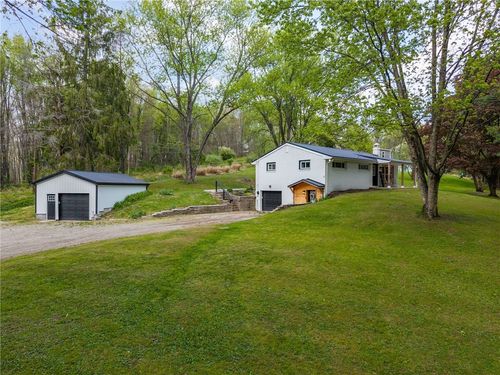 351 Steele Rd, Slickville, PA, 15684 | Card Image
