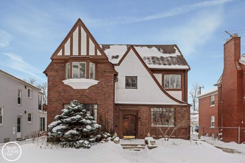 943 Harcourt Road, Grosse Pointe Park, MI, 48230 | Card Image