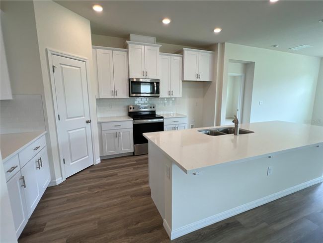 3238 Arch Ave, House other with 4 bedrooms, 3 bathrooms and null parking in Ormond Beach FL | Image 4