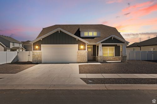 3105 W 3150 N, Plain City, UT, 84404-6796 | Card Image