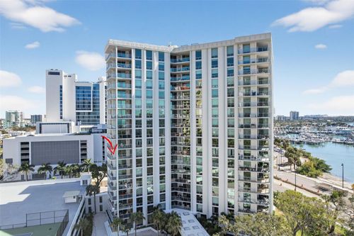 apt-8d-1111 N Gulfstream Ave, SARASOTA, FL, 34236-5533 | Card Image