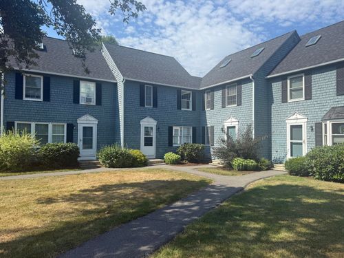 3-3 Orchard Hills Pkwy, Bangor, ME, 04401-2936 | Card Image