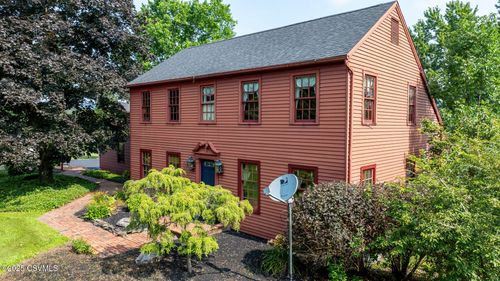 130 Golf Course Rd, Berwick, PA, 18603-5428 | Card Image