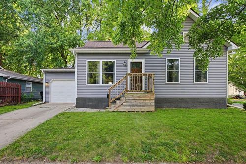 1201 Wright St, Bloomington, IL, 61701-6747 | Card Image
