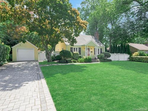 36 Francis Ter, Glen Cove, NY, 11542-2603 | Card Image