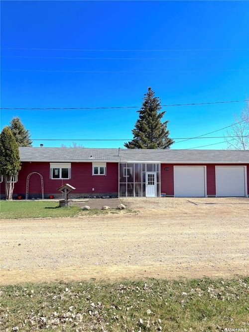 316 3rd Ave, Meacham, SK, S0K1B0 | Card Image