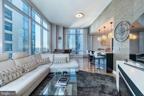 45a-1414 S Penn Sq, PHILADELPHIA, PA, 19102-2553 | Card Image