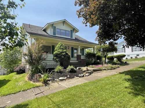 220 Hill St, Junction City, OH, 43748-3704 | Card Image
