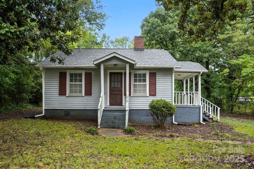 106 W Henry St, Belmont, NC, 28012-2523 | Card Image