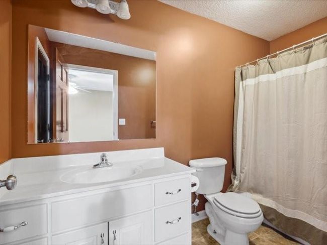 Full bath, 3rd bedroom | Image 32