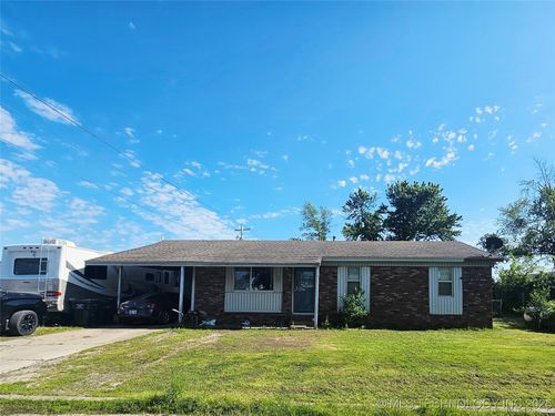 115 W Lisa Ln, Big Cabin, OK, 74332-8115 | Card Image
