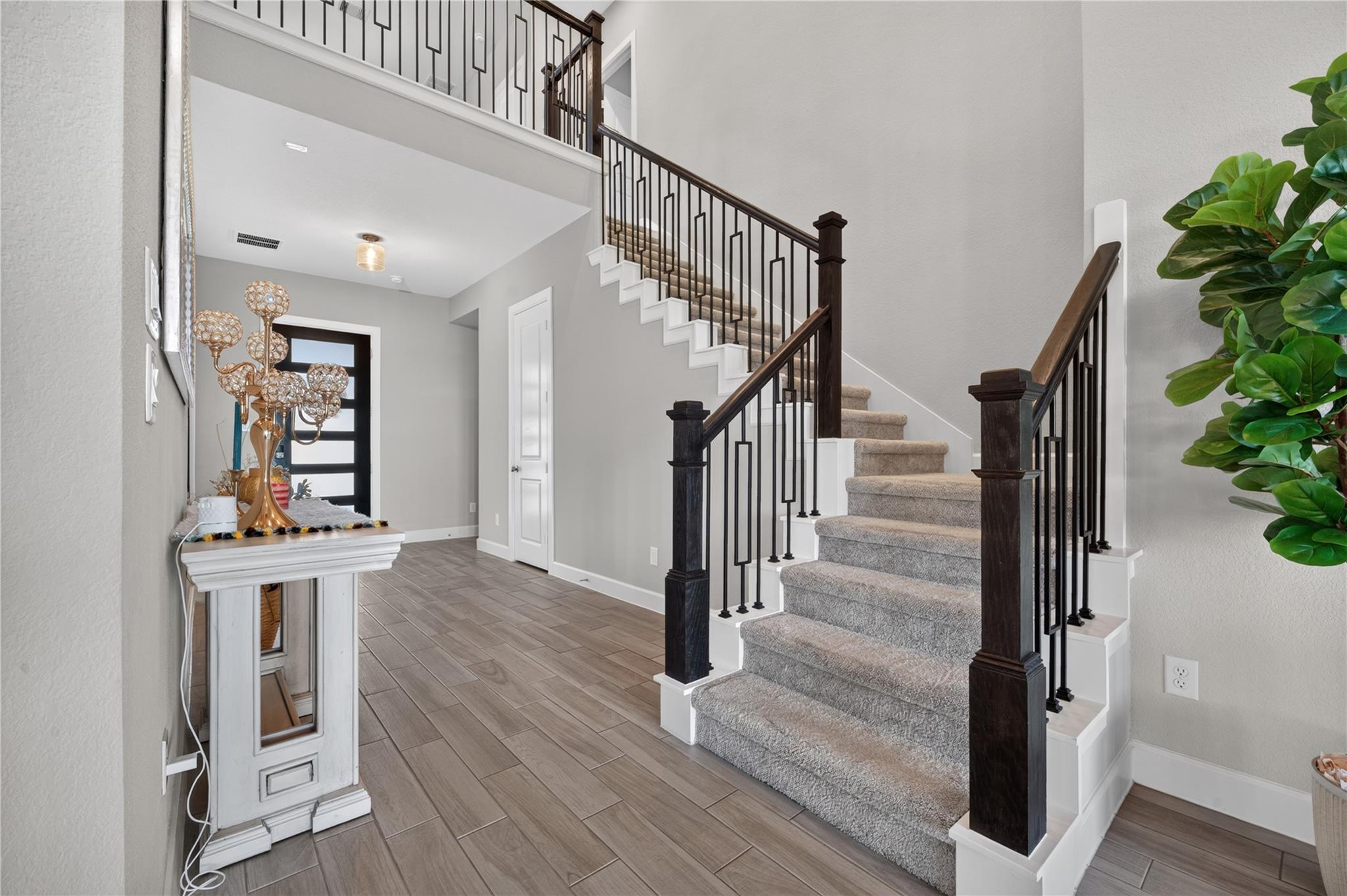 Residential Lease in Brookshire 5