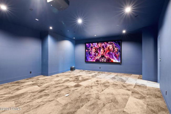 Theatre room lower level | Image 65