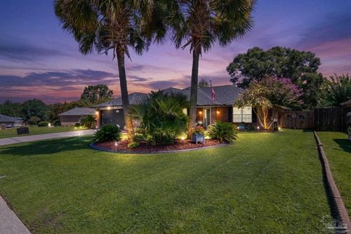 6716 Hallendale Dr, Pensacola, FL, 32526-5024 | Card Image