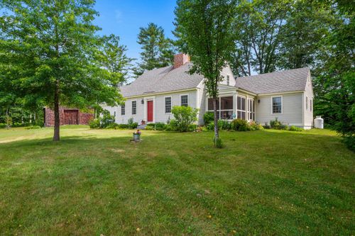 123 Village Rd, Freedom, NH, 03836-4938 | Card Image
