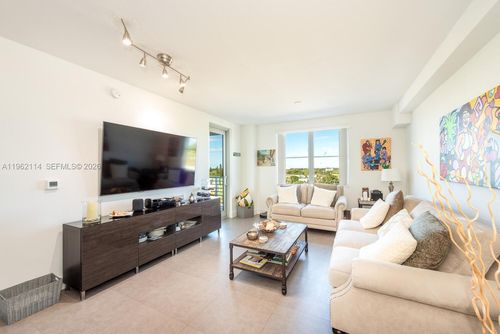 709-1830 Radius Dr, Hollywood, FL, 33020 | Card Image