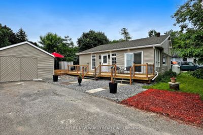 16 3 Rd St, House other with 3 bedrooms, 2 bathrooms and 3 parking in Dunsford ON | Image 1