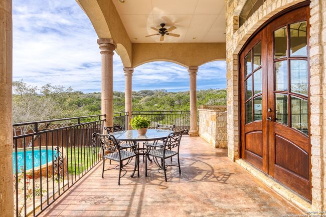192 County Road 2812, House other with 5 bedrooms, 4 bathrooms and null parking in Mico TX | Image 31