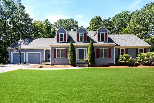 15 Penobscot Rd, Natick, MA, 01760-6068 | Card Image