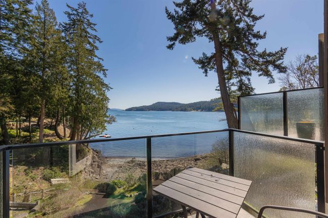 630 Dinner Bay Road, House other with 12 bedrooms, 8 bathrooms and 12 parking in Mayne Island BC | Image 16