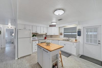 Kitchen | Image 3