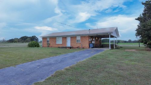 704 Ethridge Red Hill Rd, Ethridge, TN, 38456-5509 | Card Image