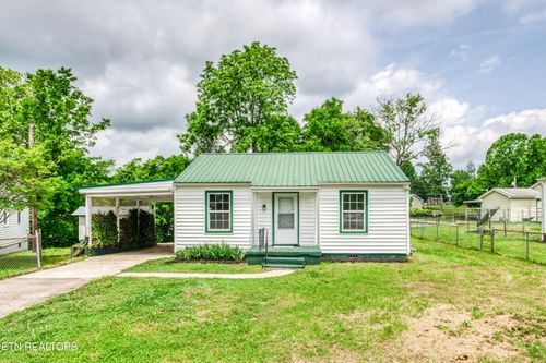 116 Davis Cir, Harriman, TN, 37748-7203 | Card Image