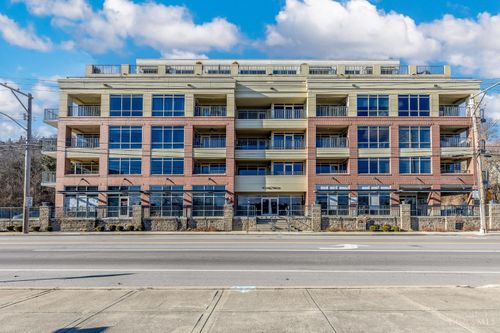 2260 Riverside Dr, Cincinnati, OH, 45202-1853 | Card Image