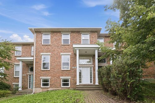 46 Southgate Dr, House with 3 bedrooms, 4 bathrooms and 1 parking in Bedford NS | Card Image