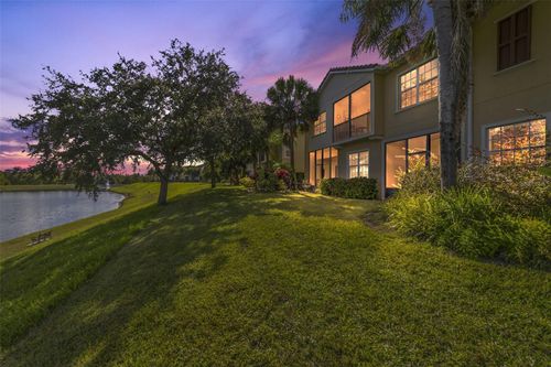 2827 Oakwater Dr, KISSIMMEE, FL, 34747 | Card Image