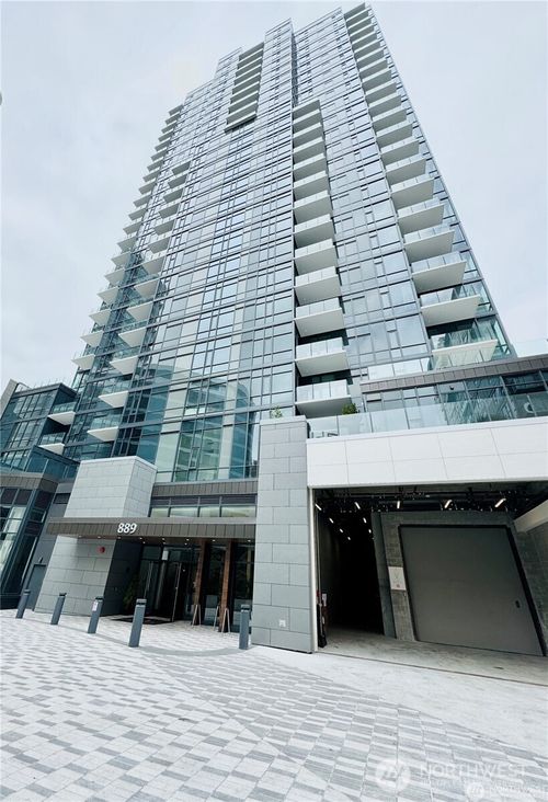410-889 Avenue Sq Ne, Bellevue, WA, 98004-6359 | Card Image