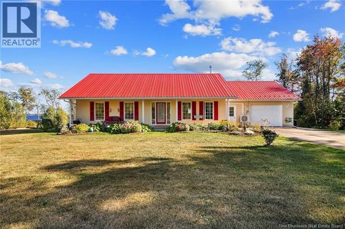 20 Sunview Lane W, Wuhrs Beach, NB, E4B4C2 | Card Image
