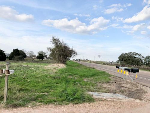 TBD Us Highway 77 N, Hallettsville, TX, 77964 | Card Image