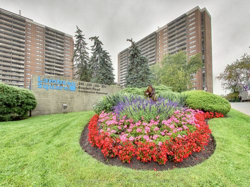 1302-240 Scarlett Road, York, ON, M6N4X4 | Card Image
