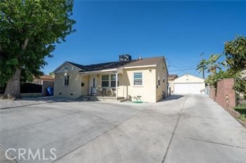 7663 Shadyglade Ave, North Hollywood, CA, 91605-2228 | Card Image