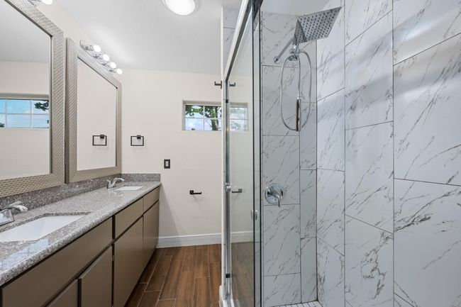 2713 Druid St, House other with 3 bedrooms, 3 bathrooms and 2 parking in Houston TX | Image 25