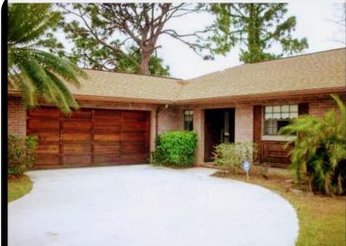 952 Se Walters Ter, Port St Lucie, FL, 34983-3966 | Card Image