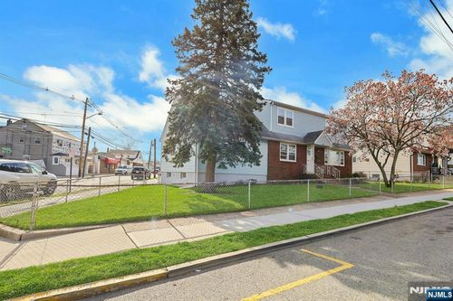 264 Lincoln Pl, Garfield, NJ, 07026-1732 | Card Image