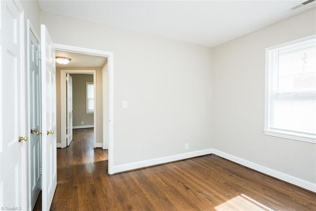1011 W Wendover Ave, House other with 2 bedrooms, 2 bathrooms and null parking in Greensboro NC | Image 20