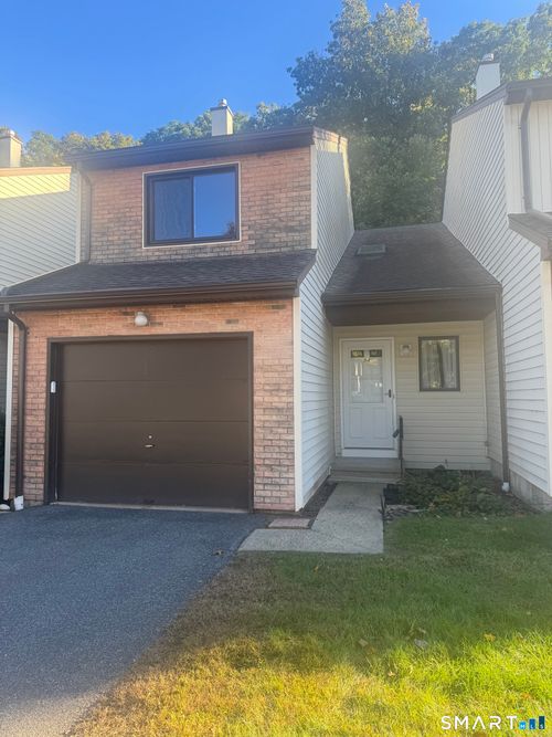 94-94 Oak Forest Dr, Manchester, CT, 06042-1970 | Card Image