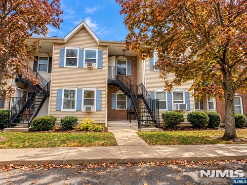 48 Ann St, Paterson, NJ, 07501-1007 | Card Image