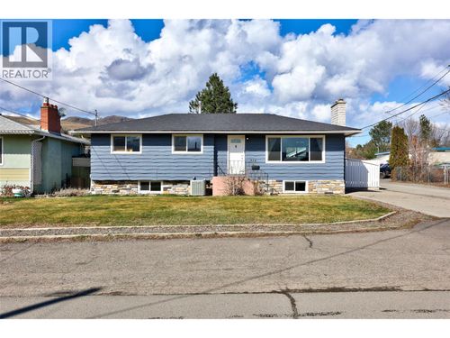 824 Sudbury Ave, Kamloops, BC, V2B1Z9 | Card Image