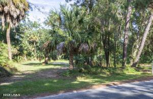 Land in St. Helena Island