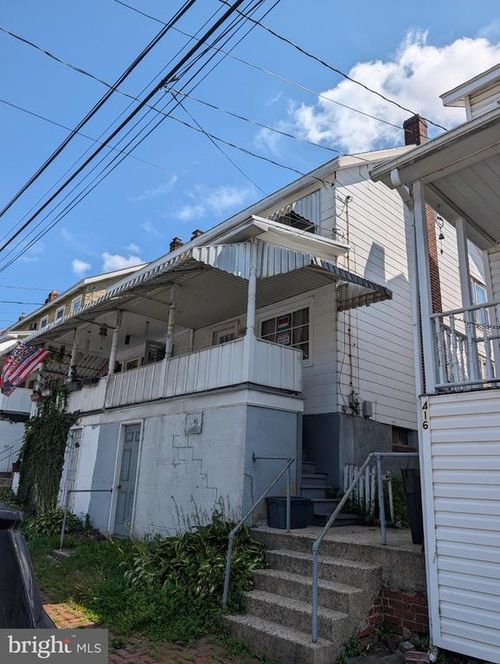 418 E Patterson St, Lansford, PA, 18232-1621 | Card Image