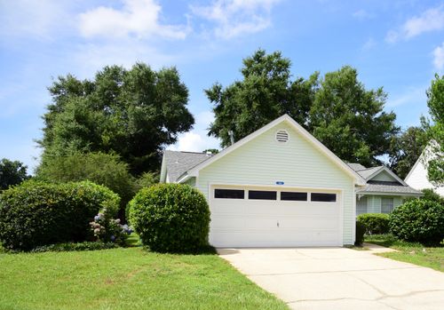 155 Meadowbrook Ct, Niceville, FL, 32578-9777 | Card Image